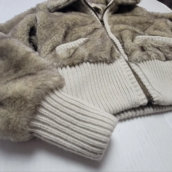 VINTAGE Y2K! AMERICAN RAG Faux Fur Coat - Picture 3 of 15